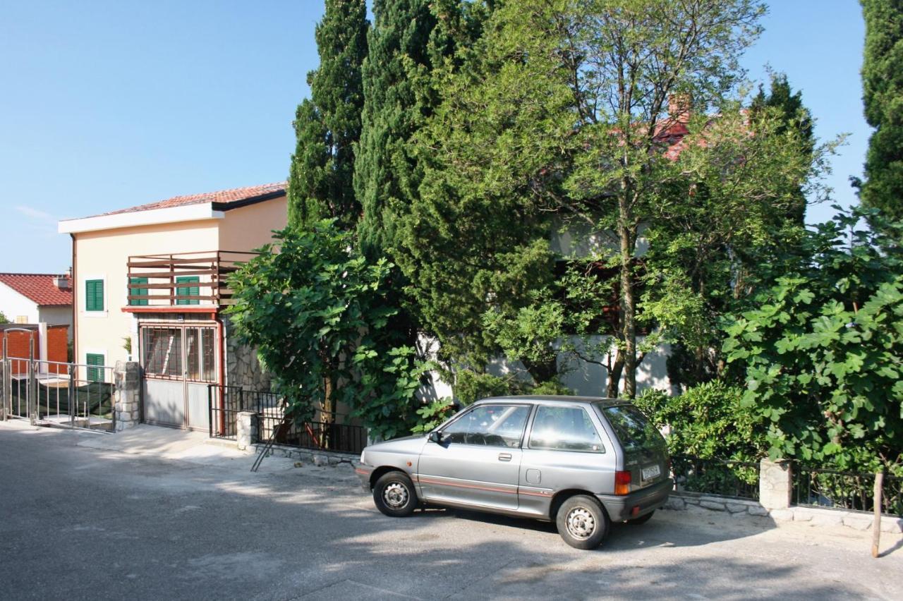 Apartments With A Parking Space Selce, Crikvenica - 5531 エクステリア 写真